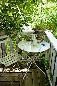 Erkely Felujitas 60 Erv Es Otlet Erkelyed Felujitasa Mellett A Honap Temaja Balkon Erkely Terasz Kert Apartment Balcony Decorating Small Apartment Patio Balcony Decor