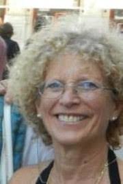 Jacqueline Lapidus's Instagram, Twitter & Facebook