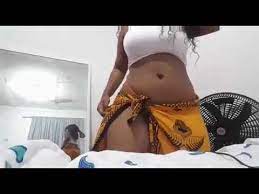Kanga moja kitandani jionee mwenyewe. Tazama Kanga Moja Youtube