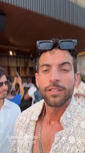 Mañana estaremos haciendo un live a la 2 pm hora Colombia ❤️ Mañana nos  vemos ❤️ @manoloalzamora