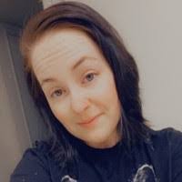 Nicole Ames's Instagram, Twitter & Facebook