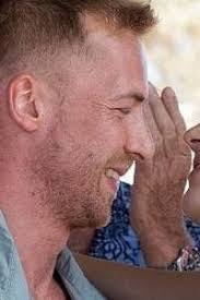 Fran Barlow's Instagram, Twitter & Facebook