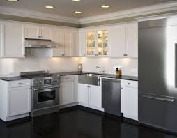 Another L Shaped Kitchen Like Ours I Like How The Sink And Dishwasher Are On That Side Modern Kitchen Layout Modern L Shaped Kitchens L Shape Kitchen Layout