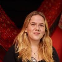 Gail Mendelson's Instagram, Twitter & Facebook