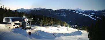 Skiareál špindlerův mlýn je nejvýznamnějším českým zimním střediskem s 25 kilometry denně upravovaných sjezdovek. Hromovka