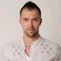 3100+ perfiles de «Denis»