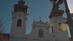 Soma szerint a birkózó pepecselésben ügyetlen, és a feleségével is lesznek vitái. Hello Gyor
