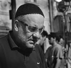 Enikő eszenyi studied at the theatre and film academy in budapest, and graduated as an actress in 1983. Gyasz Elhunyt Kamondi Zoltan Eszenyi Eniko Volt Elettarsa Nlc