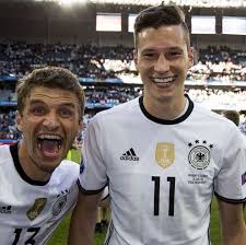 Deutschland siegt nach einem wahren krimi im elfmeterschießen gegen italien und steht damit bei der em 2016 im halbfinale. Em 2016 Vive La Fussball Gala De