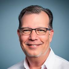 6 Ways to Learn from the Best in Sales Training