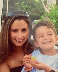 Jennifer Robb DiVittorio added...