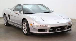 The honda nsx has two separate generations: At 29 950 This High Mileage 1993 Acura Nsx Is The Cheapest One We Ve Found Carscoops