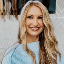 Amber Stites's Instagram, Twitter & Facebook