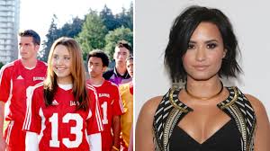 Amanda bynes, amanda bynes at lax before psych hold. Demi Lovato Channeled Amanda Bynes S Most Iconic Character In A Hilarious New Instagram Teen Vogue