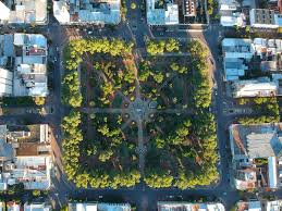 Chuquisaca governorship palace at plaza 25 de mayo square in sucre, bolivia. Plaza 25 De Mayo Must See Spots