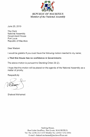 La situation économique est le nouvel angle d'attaque de l'opposition. Shakeel Mohamed Depose Une Motion De Censure Contre Le Gouvernement Defimedia