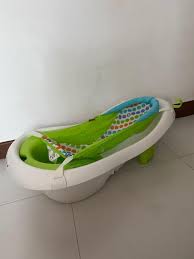 It 'grows' as baby grows, helping baby feel comfortable and secure in the tub at every stage. Fisher Price 4 In 1 Sling N Seat Tub Baby Bath Tub Bathtub Babies Kids Infant Playtime On Carousell
