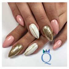 Stilettonails Gelnails Nails Pink White Gold Stilettos Gelnagel Nagel Rosa Weiss 24kgold Akzentz Ch Nagelstudio Mohlin Nailqueen Janine Kormok