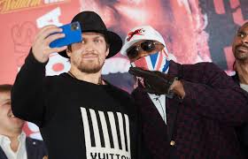 The two heavyweights flipped a coin in order to decide who walked first. David Haye Dereck Chisora Working As Hard As Oleksandr Usyk