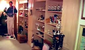 Walter gretzky, cm, o.ont (born october 8, 1938) is a canadian who is best known as the father of ice hockey legend wayne gretzky. Tsn Hockey On Twitter Police Say They Have Made Two Arrests After Wayne Gretzky Memorabilia Was Stolen From The Home Of The Hockey Legend S Father The Gretzky Family Reported The Souvenirs