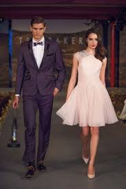 On a toujours tendance à dire qu'il est plus facile pour un homme de s'habiller pour un mariage qu'une femme. Comment S Habiller Pour Un Mariage Homme Invite 66 Idees Magnifiques Archzine Fr