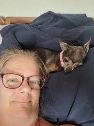 Karen Brister's Instagram, Twitter & Facebook