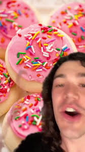 YO THESE ARE TRASH AND I NEED THE WORLD TO KNOW! 😤 #cookies #fyp #opinions  #sugarcookies #lofthousecookies #viral #makethisviral #foryou #lofthouse