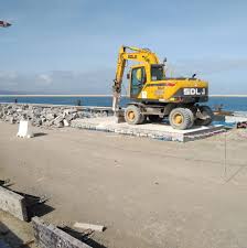 expert BACKHOE OPERATORS