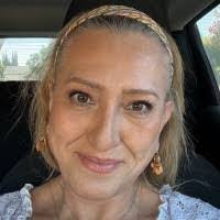 Roxanne Pryor's Instagram, Twitter & Facebook