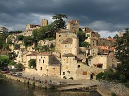 Dann teilen sie jetzt ihre erfahrung und bewerten sie camping les vignes auf rentocamp. Puy L Eveque Pictures Traveler Photos Of Puy L Eveque Lot Tripadvisor