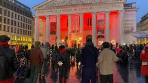 Le guide de la ville de ce mois est bruxelles. Coronavirus En Belgique Des Manifestants Appellent A L Aide De La Culture Devant La Monnaie A Bruxelles