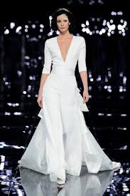 Gli abiti da sera per capodanno 2019 sono la base di un look vincente e dior presenta la sua prima collezione di haute couture. Dior Abiti Da Sera 2019 Un Look Della Sfilata Di Dior Haute Couture Autunno Taglia 38 In Ottime Condizioni Vintage