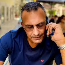 Hi all, I have honor magic V3 Global version and iam still in this  version... It is normal or i must had been already upgraded to magic os9?  Thanks