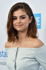 Most people buzz the sides and back of the head using a smaller guard setting than they used on the top of the head. Selena Gomez Hairstyles To Screenshot If You Re Trying To Level Up Your Hair Game Selena Gomez Hair Short Hair Styles Medium Hair Styles