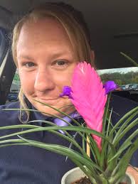 Discovery of a product at a discount store