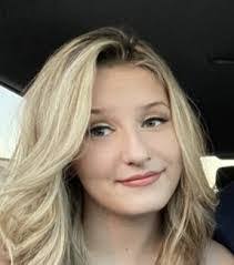 Danielle Apodaca's Instagram, Twitter & Facebook