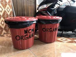 Sampah ini bisa diuraikan, meski dibiarkan begitu saja sampah ini akan menghilang dengan sendirinya. Memisahkan Sampah Organik Dan Non Organik Dusun Kernen Website Ngunut