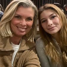 Some bearded dragons never learn to socialize