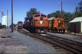 S312 A77 And X45 At Swan Hill Victoria With Two Vline Passenger Trains 1987 Train Model Railway Swan Hill