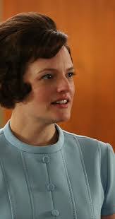 Lou Avery's Instagram, Twitter & Facebook