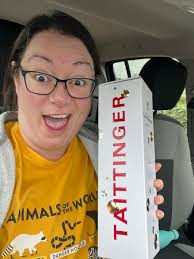 Kay Ritchie (@kayritchiepsych)