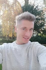 Robert lewandowski crew cut hairstyle is the hairstyle that is the most common hairstyle that is adopted by most of the men in all over the world and is the high ranked hairstyle for the men. Robert Lewandowski S New Dyed Hair Looks Worse Than Samir Nasri S