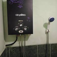 Cara pemasangan water heater juga sangat mudah dan dapat anda praktekkan sendiri dirumah, anda tidak perlu menggunakan jasa pasang water heater untuk menghemat biaya. Jasa Pasang Dan Service Water Heater Shopee Indonesia
