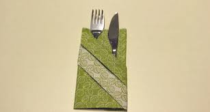 Elegante servietten falten für besteck. Servietten Falten Effektvolle Tischdeko Von Schnell Bis Edel Chefkoch De