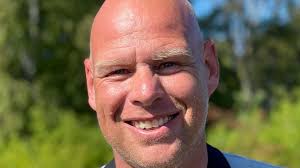 Ligor länsar fågelskådares bilar på utrustning för stora värden