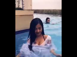 Jun 08, 2021 · dari yoshi sudarso hingga tania gunadi, inilah 5 artis hollywood yang berdarah keturunan indonesia berikut adalah 5 artis hollywood yang memiliki darah keturunan indonesia, siapa saja mereka? Tania Ayu Youtube