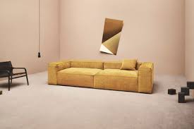 Un divano piccolo sta bene praticamente ovunque! Divano Destro Cosima Di Bolia Giallo Made In Design