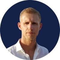 100+ perfiles de «Corman»