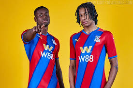 Smith had the crystal palace built for his bride to be. Crystal Palace 21 22 Trikot Veroffentlicht Nur Fussball