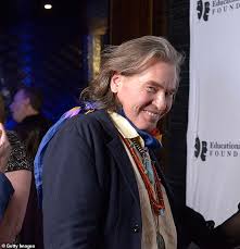 Val kilmer, at an event in 2019, has a. Val Kilmer 60 Admits To Watching Top Chef Because He Misses Eating Food After Throat Cancer Battle Daily Mail Online